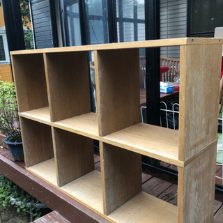 木製収納棚（シェルフ）の画像