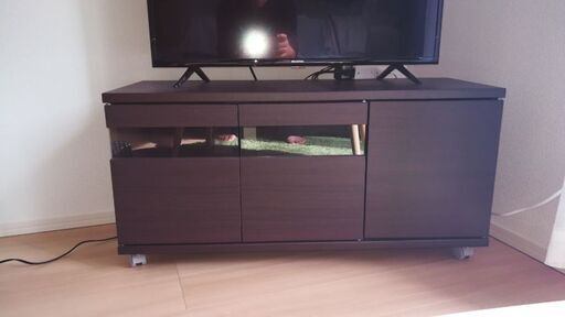 収納付きテレビ台