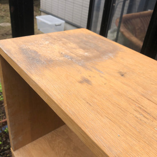 木製収納棚（シェルフ）の画像