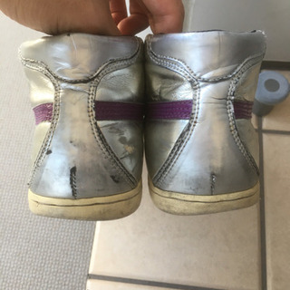 onitsuka tiger ミドルカットスニーカー　THL8R3の画像