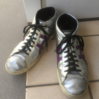 onitsuka tiger ミドルカットスニーカー　THL8R3