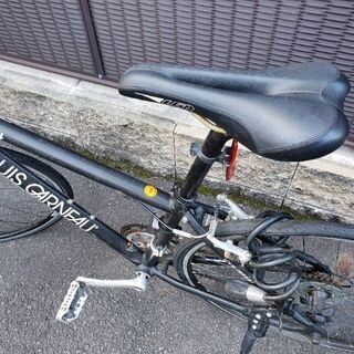 ★Louis Ganeau★28インチ 16段階ギア クロスバイクの画像