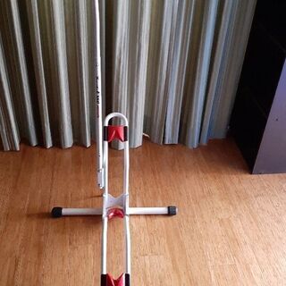 スポーツサイクル ロードバイク 自転車 縦タイプのスタンド 室内スタンドの画像