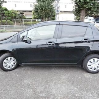 ヴィッツ　F　スマイルエディションの画像