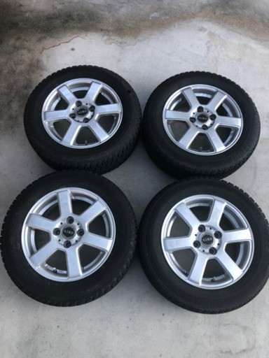 スタッドレスタイヤホイール　175/65R14