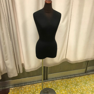 【無料】女性用マネキン　トルソー