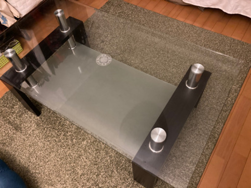 ガラスローテーブル