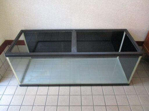 ●　（商談中）アクリル水槽　１２０cm×４５cm×４５cm　コトブキ工芸