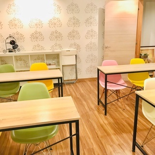 週末起業応援します！エステシャンやネイリストさん丁度いい広さ　レンタルスペースSTUDIO GLÜCK - 日田市