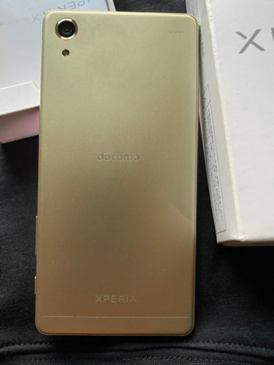 格安ドコモXperiaxpeformance美品SIMロック解除済み