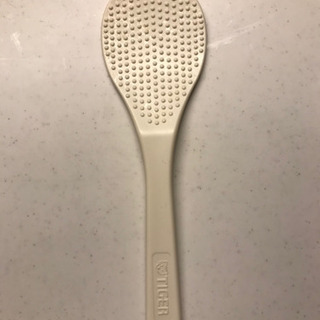 タイガー炊飯器のしゃもじの画像