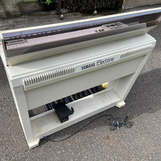 YAMAHA エレクトーン HE-5 クラシック 白の画像