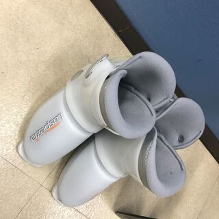 【良品】ジュニア・スキー3点セット 管理No2 『近隣は無償でお届けいたします』の画像