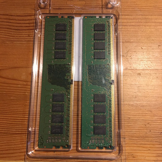 (16gb 2個) 32gb crucial DDR4 3200 memoryの画像