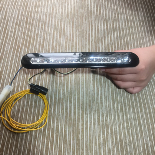 ヴァレンティ  LEDハイマウントストップランプ
