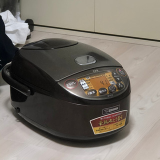 《販売》象印　炊飯器　売りますの画像