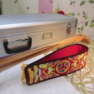 21.000円 沖縄三線専用二丁入アルミケース、透明塗棹、胴巻きセット