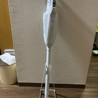 マキタ コードレス掃除機CL107 紙パック式 標準25分稼働/...