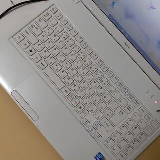【取引中】☆core i5＋SSDで快適☆　NEC　LaVie　Wi-Fi  マルチ　ホワイト　15インチ　Windows10　