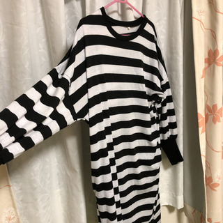 ハロウィン　囚人服　薄手のロングスカート