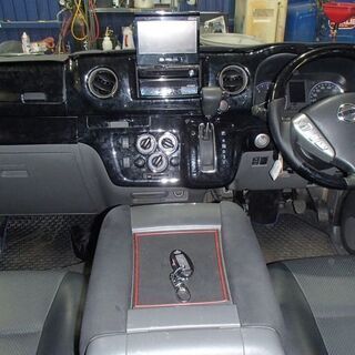 【値引き交渉OK】NV350キャラバン 2.5 ライダー インテリアパッケージ プレミアムGX ロング ディーゼル チョイカスタム、オーロラモーヴ オーロラモーヴ 走行116,033kmの画像