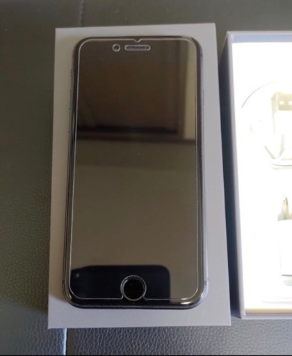 【SIMフリー美品】iPhone 8 64G スペースグレイ