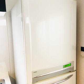 TOSHIBA 冷蔵庫の画像