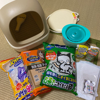 にゃんとも匂わんトイレ　ピュアクリスタル 給水器ほか