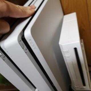ps4一つ余ってるので欲しい方いたら譲ります。
