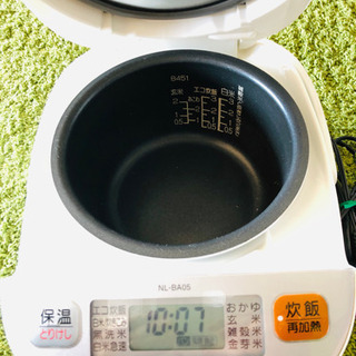 炊飯器の画像