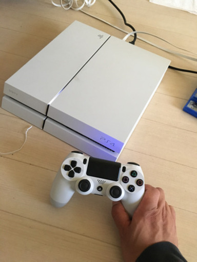 初期型のps4になります