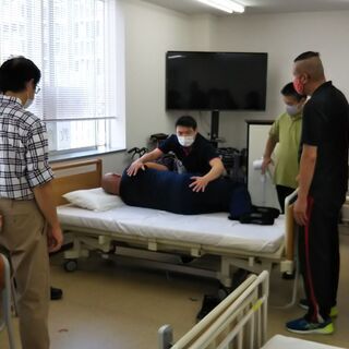 週2日、2ヶ月で資格取得‼介護職員初任者研修（通信制）市進ケア教育研究所の画像
