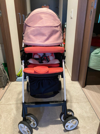 美品　アップリカベビーカー(レインカバー付き) 値下げ‼️