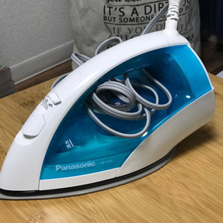 Panasonic スチームアイロン　ブルー