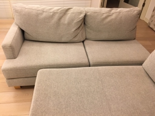 カウチソファー