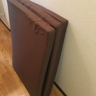 決まりました⭐️アンティーク調の可愛いベッドフレーム　シングルマットレス付⭐️の画像