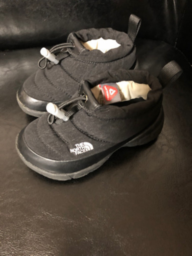 ノースフェイス  ヌプシ　ショートブーツ