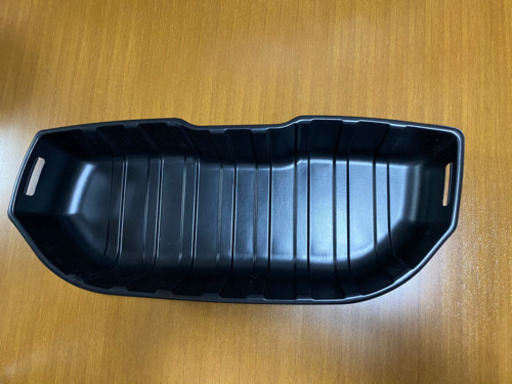 セレナ純正ラゲッジアンダーボックストレイ