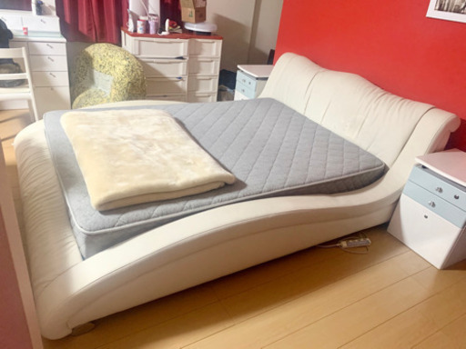 LEATHER BED ホワイトレザーベッド