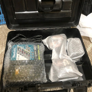 マキタ　インパクトドライバー　フルセットの画像