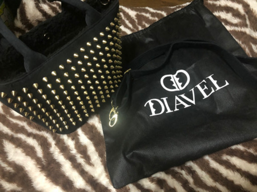 DIAVEL、