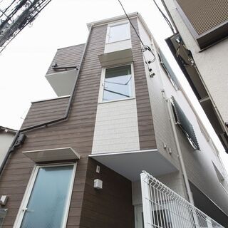 🉐初期費用８万円🙂築浅BT別デザイナーズ♪新宿へ１５分の下井草駅...