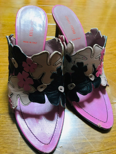 miu miu サンダル