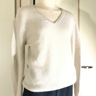 PRADA プラダ アイボリーニット Vネックセーター 40 L