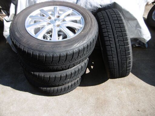 15インチ　195/65　Ｒ１5　91Q　アルミホイル付　スタッドレスタイヤ　４セット　中古品