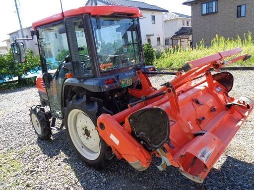 美品です。クボタトラクタ ー・キャビン仕様　ＫＴ－２０　稼働時間：３４９時間