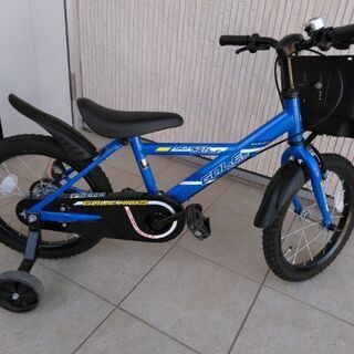 自転車　16インチ　男の子の画像