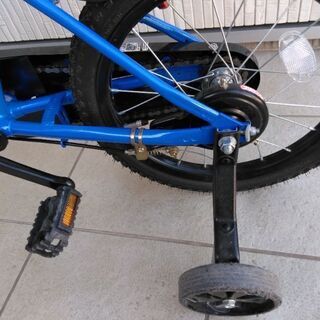 自転車　16インチ　男の子の画像