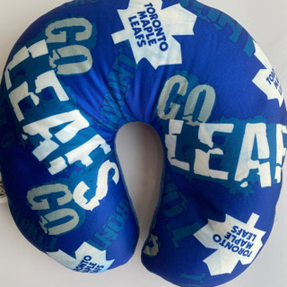 引き渡し完了　Toronto maple leafs ネックピロ...