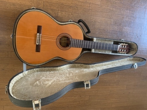 ギター(中古)譲ります。